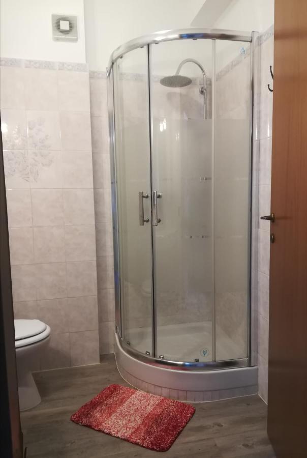 Romanina Appartamento Giuland Exterior foto