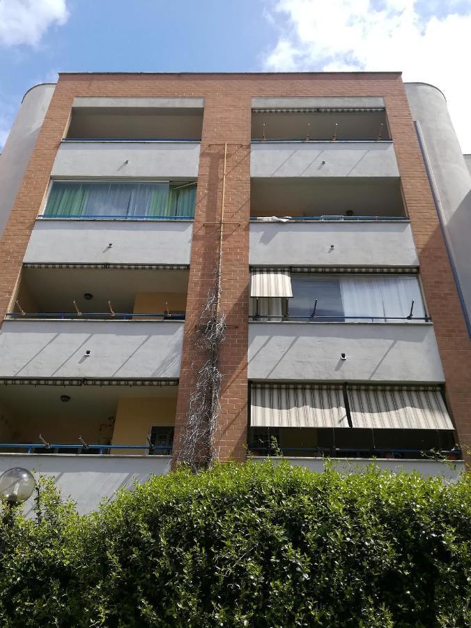 Romanina Appartamento Giuland Exterior foto
